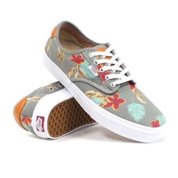 Vans Other - Vans shoes Size 10